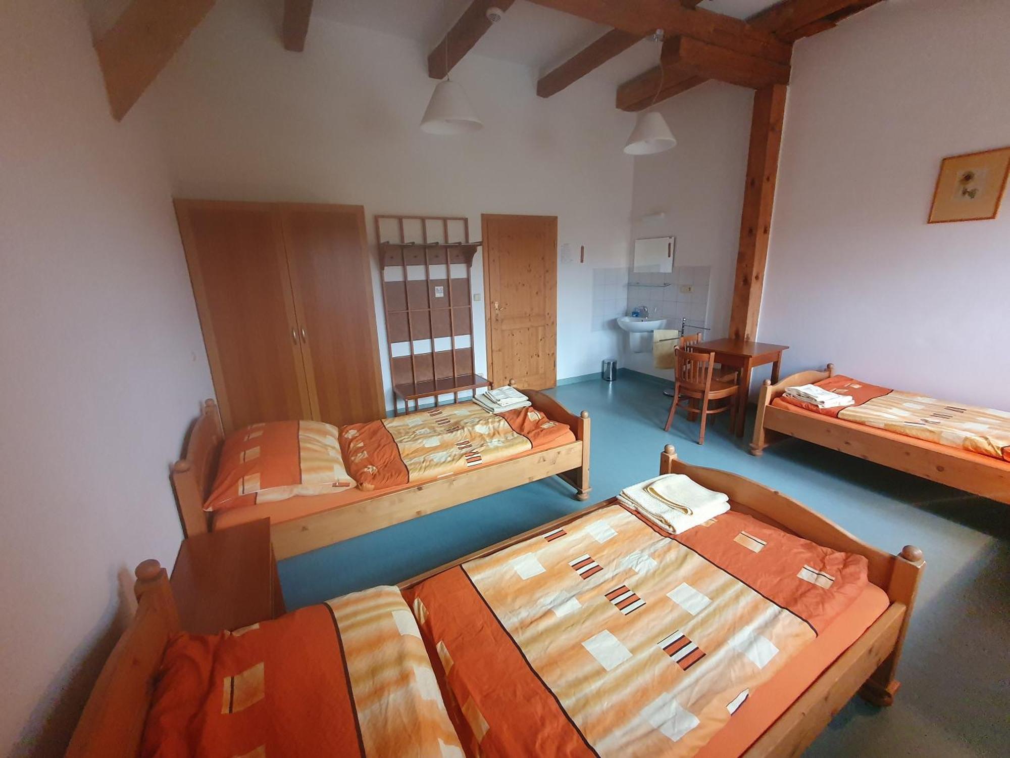 Hotelový a jezdecký areál Dvůr Krutěnice Exterior foto
