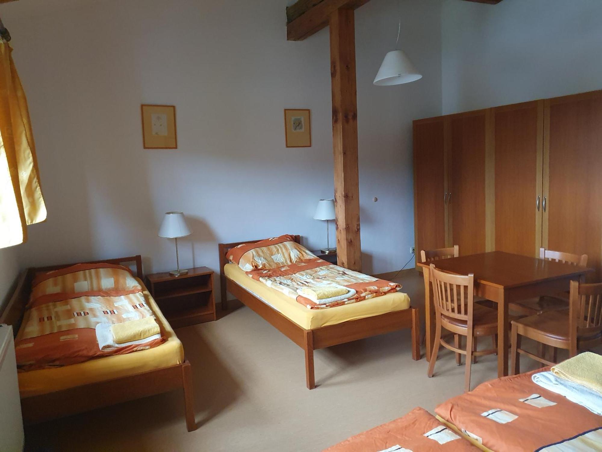 Hotelový a jezdecký areál Dvůr Krutěnice Exterior foto