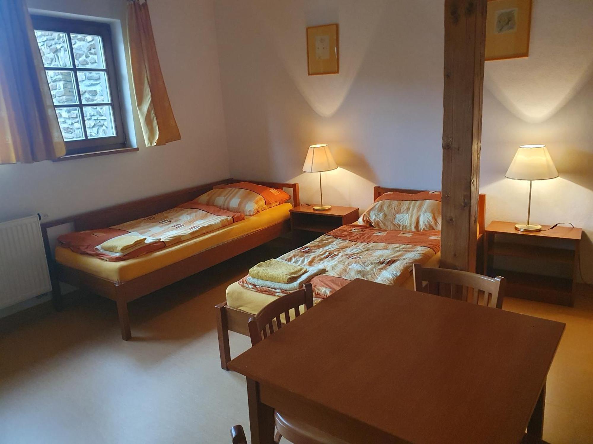 Hotelový a jezdecký areál Dvůr Krutěnice Exterior foto